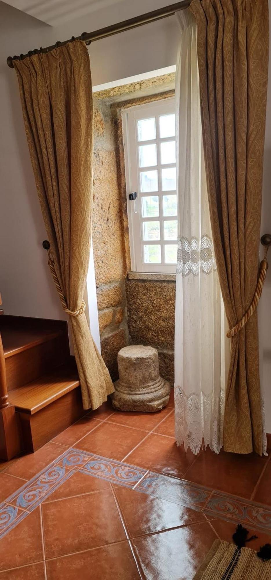 Villa Stone House à Salzedas Extérieur photo